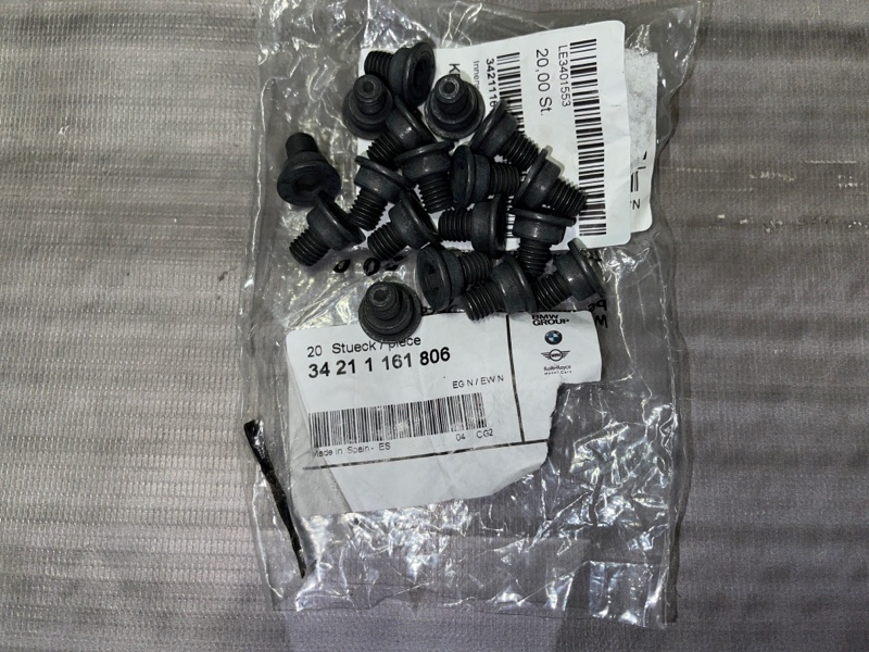 Болт М8 * 14 BMW