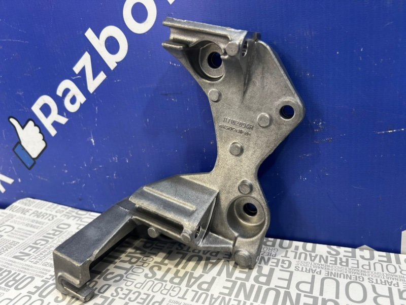 Кронштейн генератора Renault H4M