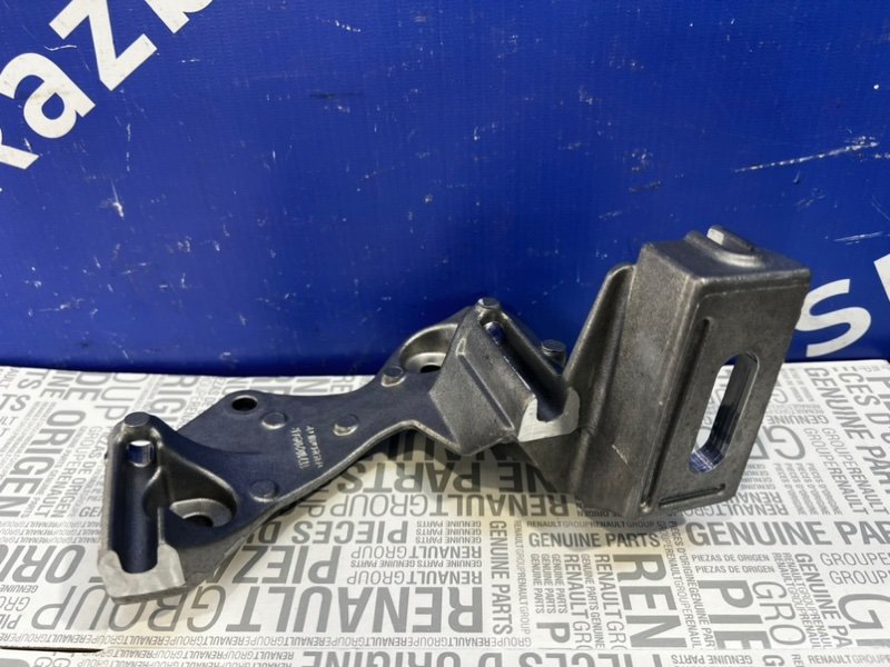 Кронштейн генератора Renault H4M