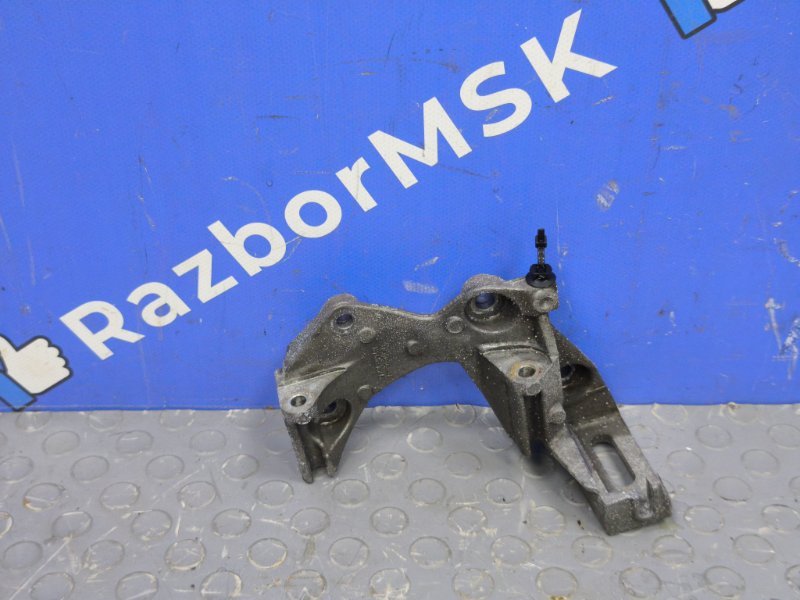 Кронштейн генератора Renault Kaptur (б/у)