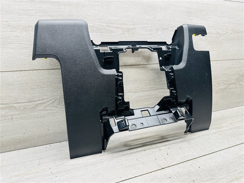 Накладка на торпеду Chery Tiggo 7 Pro Max 1.5 SQRE4T15C 2022 (б/у)