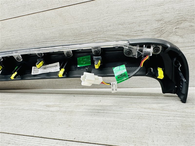 Накладка торпеды Chery Tiggo 7 Pro Max 1.5 SQRE4T15C 2022 прав. (б/у)