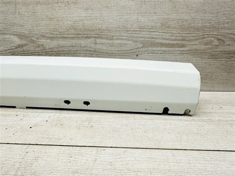 Накладка бампера Ford Cargo (б/у)