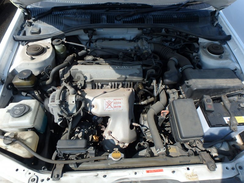 Тойота корона двигатель 3s-fe. Тойота корона 4sfe st190. Катализатор тойота корона ст190. Подкапотка toyota corona st190. Двигатель тойота 4s-fe.