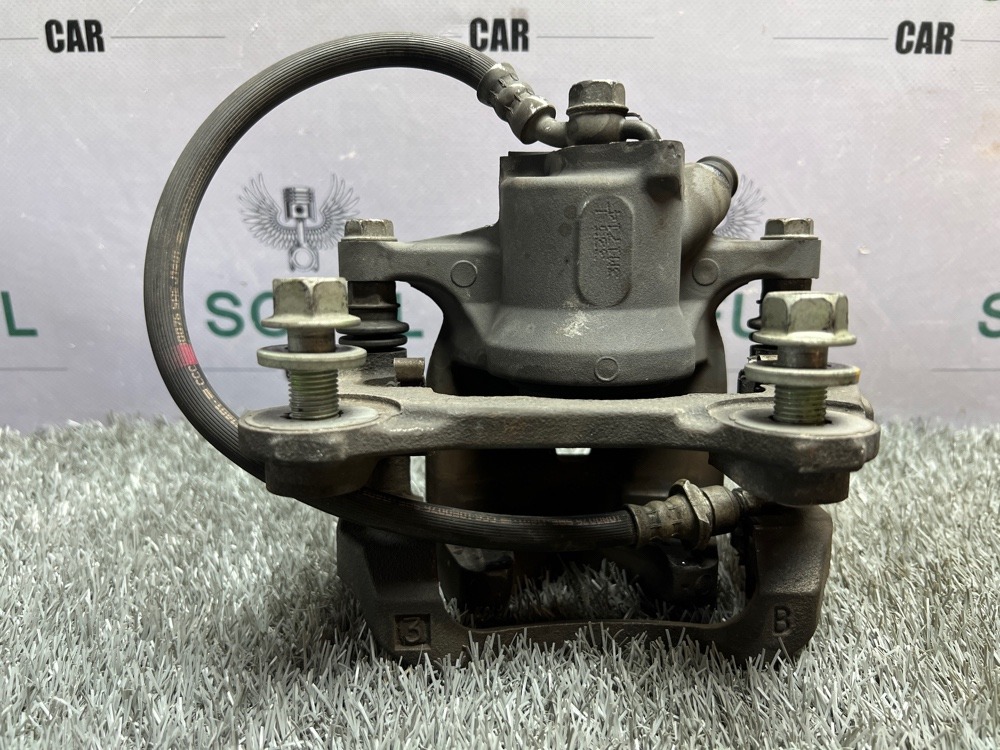 Суппорт тормозной Lexus GS350 2014 задн. прав. (б/у) Суппорт тормозной Lexus GS350 2014 задн. прав. (б/у)