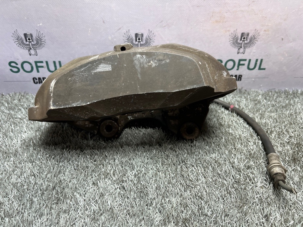 Суппорт тормозной Lexus GS300 перед. прав. (б/у)