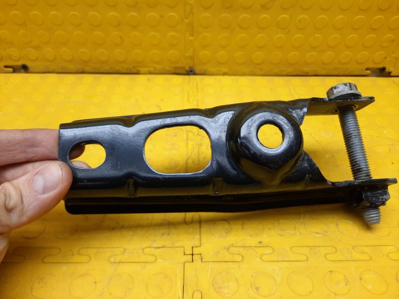 Кронштейн опоры двигателя Renault Duster K9KR858D165990 2021 (б/у)