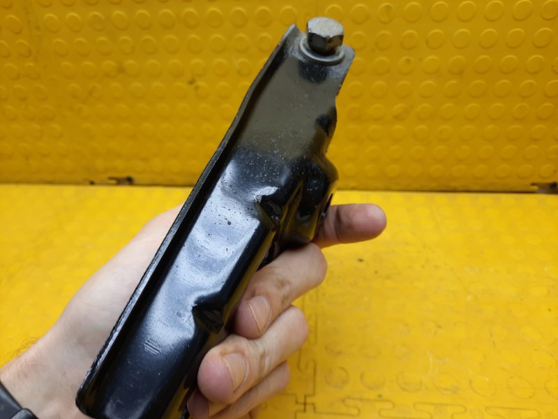 Кронштейн опоры двигателя Renault Duster K9KR858D165990 2021 (б/у)