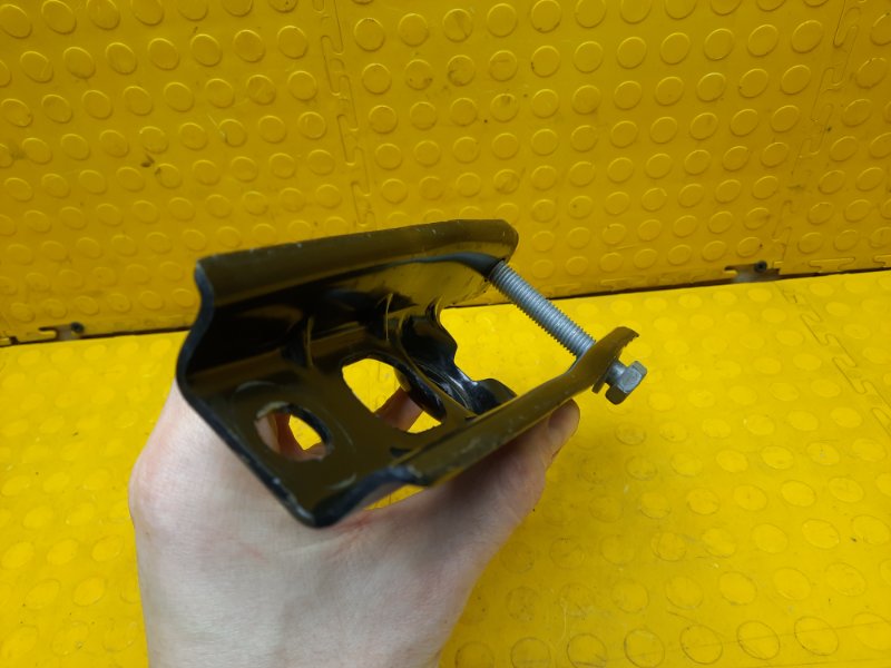 Кронштейн опоры двигателя Renault Duster F4RE410 2019 (б/у)