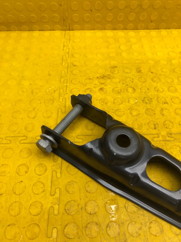 Кронштейн двигателя Renault Arkana H4ME441P018446 2021 (б/у) Кронштейн двигателя Renault Arkana H4ME441P018446 2021 (б/у)