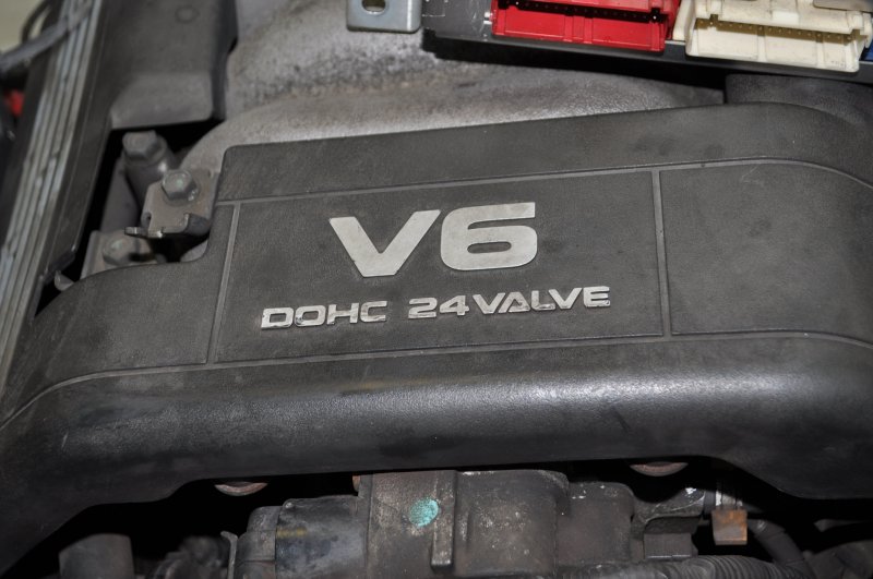 Двигатель в сборе 6VD1 VehiCross 1998 UGS25DW 6VD1