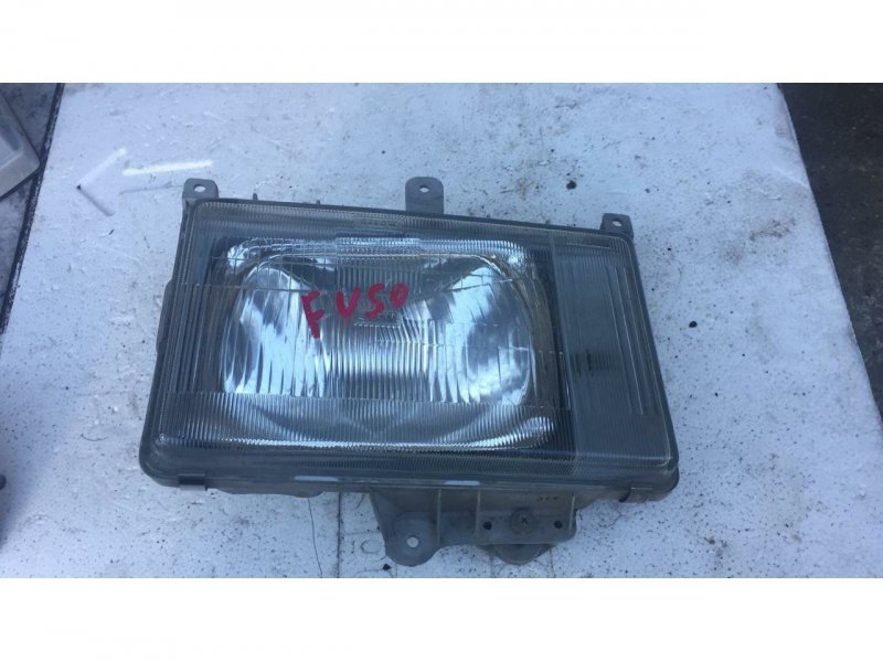 Фары mitsubishi canter. Заглушка фары Митсубиси Кантер 1993 год. 81204-Fe425