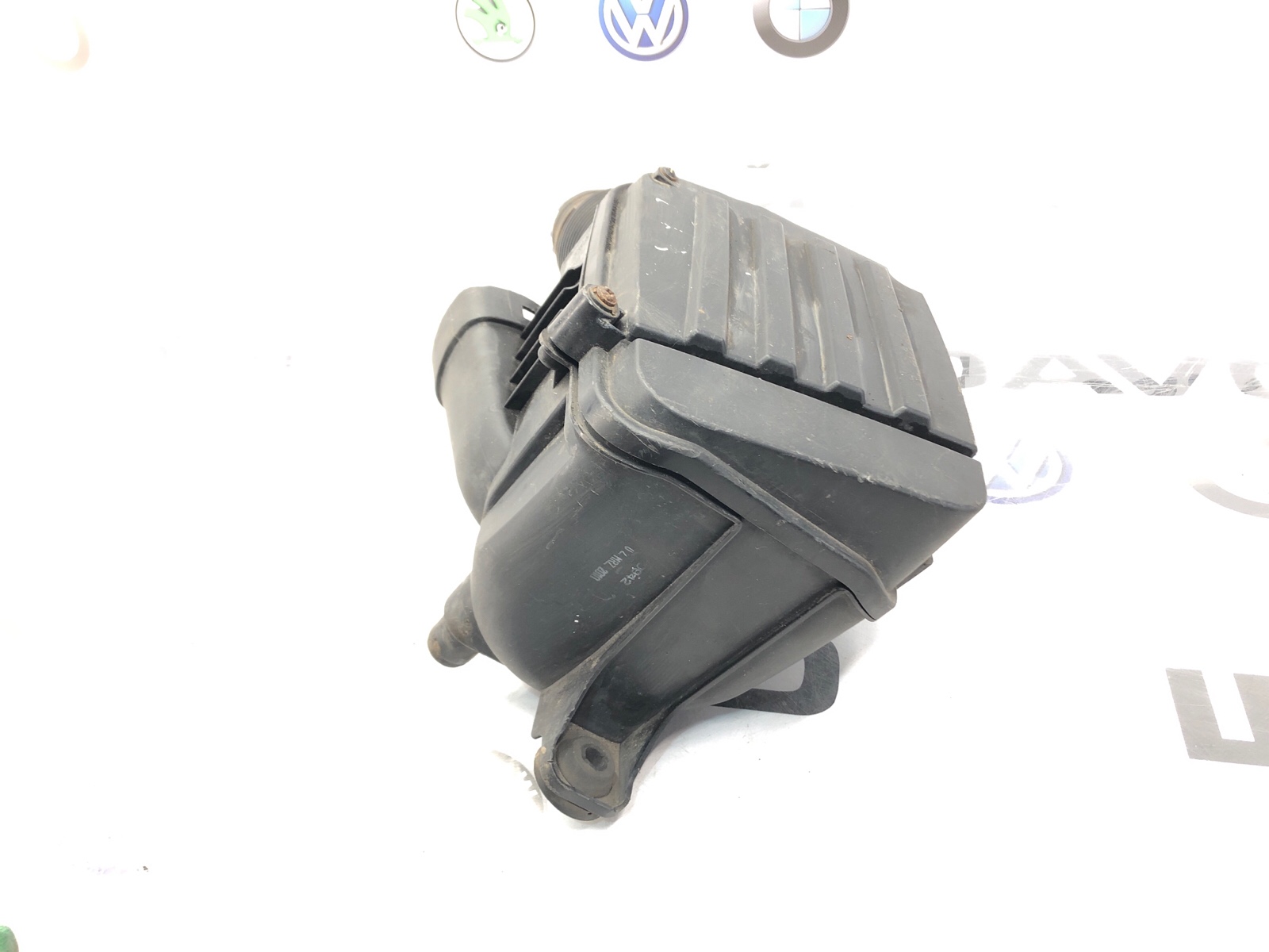 Корпус воздушного фильтра Skoda Octavia A5 (1Z) 1.4 CAXA