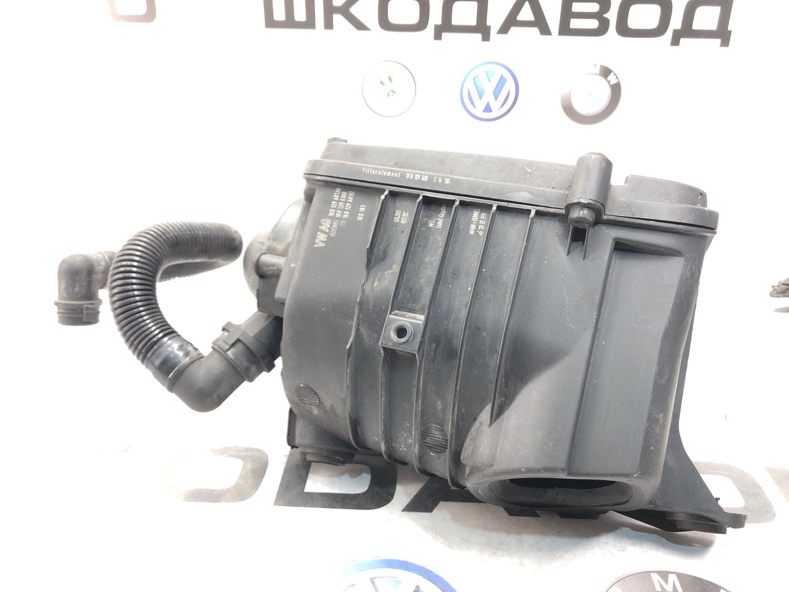 Корпус воздушного фильтра Skoda Octavia A5 (1Z) 1.6 BSE