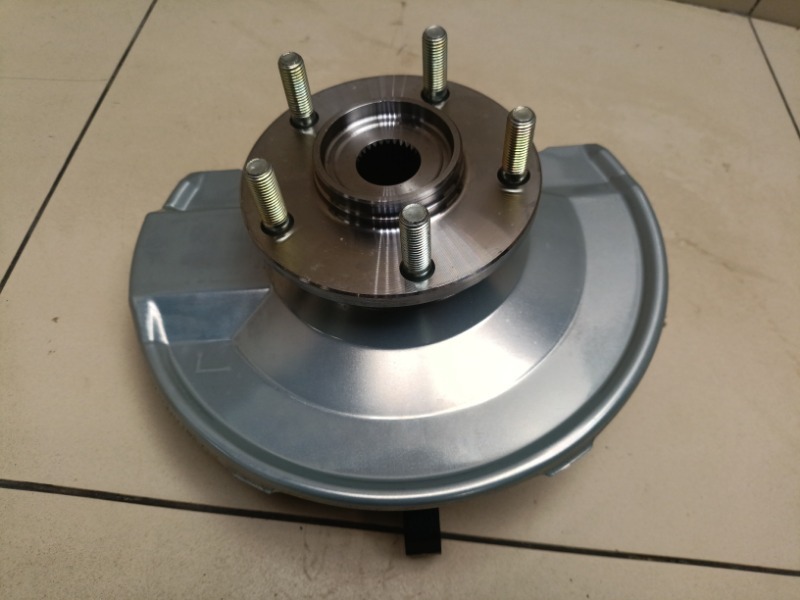 Кулак поворотный Mitsubishi Outlander GF 2016 перед. лев. Кулак поворотный Mitsubishi Outlander GF 2016 перед. лев.