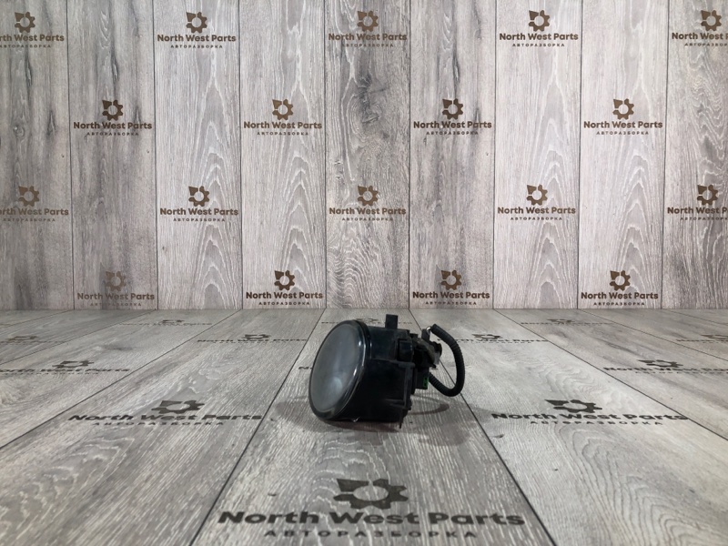 Фара противотуманная Nissan Micra CR12DE 2006 прав. (б/у) Фара противотуманная Nissan Micra CR12DE 2006 прав. (б/у)