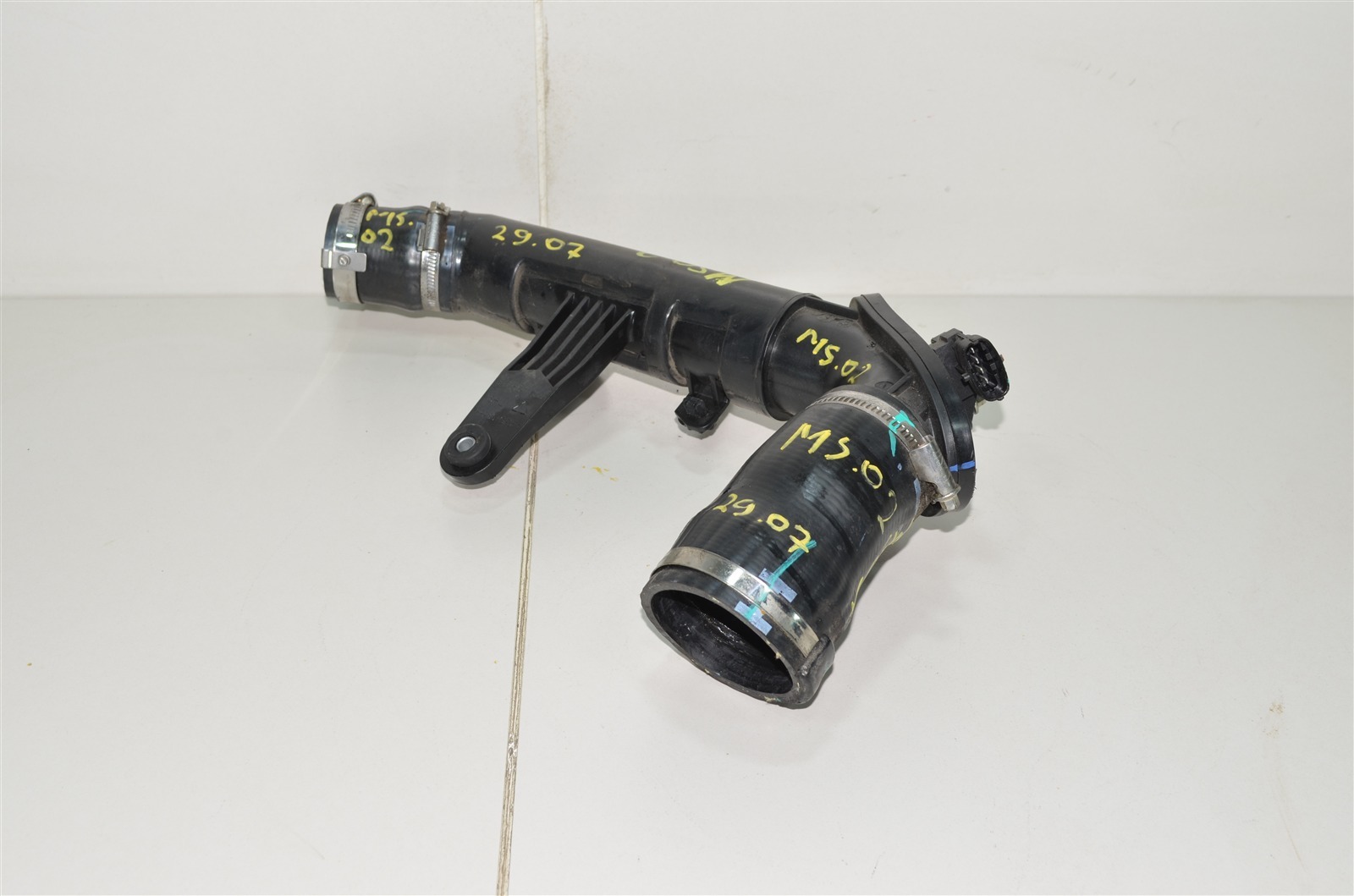 Патрубок турбокомпрессора Omoda C5 T19C 1.5( SQRE4T15C) 2022 (б/у)