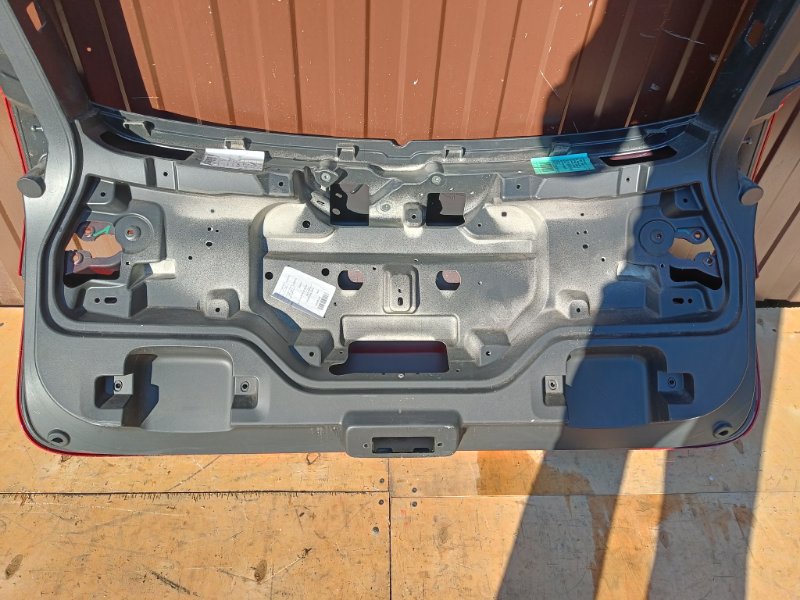 Дверь багажника F-Pace (X761) 2015-2022 X761 306DT