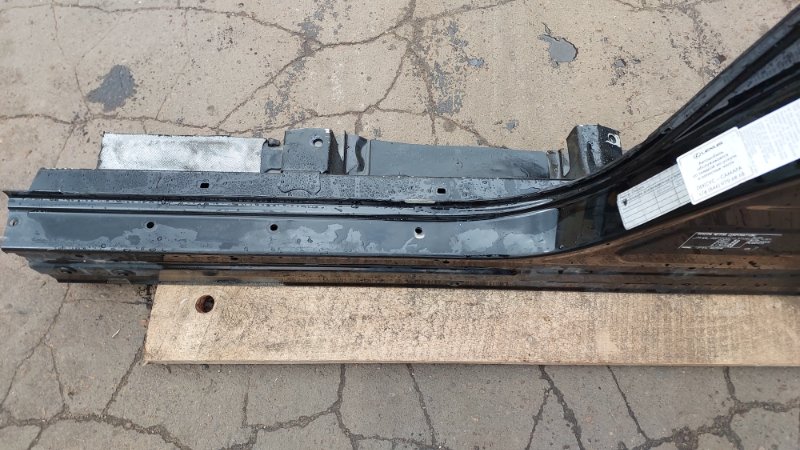 Порог со стойкой Lexus LS460L USF41 1URFSE 2007 лев. (б/у) Порог со стойкой Lexus LS460L USF41 1URFSE 2007 лев. (б/у)