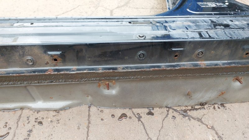 Порог со стойкой Lexus LS460L USF41 1URFSE 2007 лев. (б/у) Порог со стойкой Lexus LS460L USF41 1URFSE 2007 лев. (б/у)