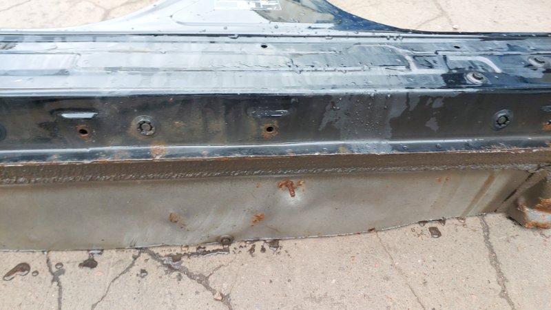 Порог со стойкой Lexus LS460L USF41 1URFSE 2007 лев. (б/у) Порог со стойкой Lexus LS460L USF41 1URFSE 2007 лев. (б/у)