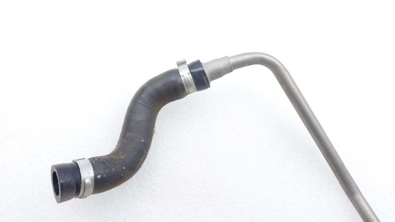 Трубка масляная Omoda C5 T19C 2022 (б/у) Трубка масляная Omoda C5 T19C 2022 (б/у)