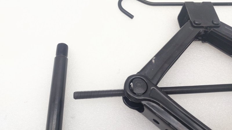 Набор инструментов Chery Tiggo 4 Pro T19 SQRE4T15C 2023 (б/у) Набор инструментов Chery Tiggo 4 Pro T19 SQRE4T15C 2023 (б/у)