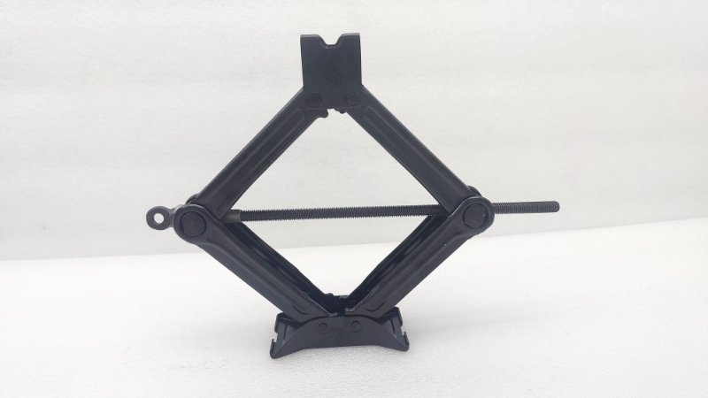 Набор инструментов Chery Tiggo 4 Pro T19 SQRE4T15C 2023 (б/у) Набор инструментов Chery Tiggo 4 Pro T19 SQRE4T15C 2023 (б/у)