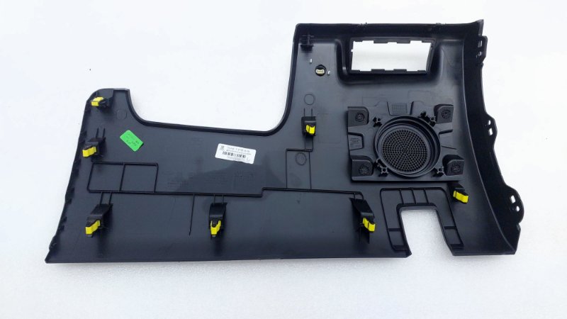 Накладка торпедо Chery Tiggo 7 PRO T1E SQRE4T15C 2020 (б/у)