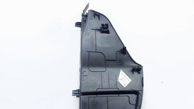 Накладка торпедо Chery Tiggo 7 PRO T1E SQRE4T15C 2020 прав. (б/у) Накладка торпедо Chery Tiggo 7 PRO T1E SQRE4T15C 2020 прав. (б/у)