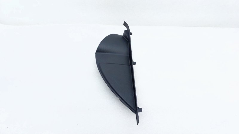 Накладка торпедо Chery Tiggo 4 Pro T19 SQRE4G15C 2024 прав. (б/у)