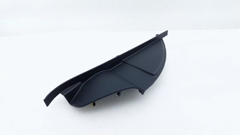 Накладка торпедо Chery Tiggo 4 Pro T19 SQRE4G15C 2024 прав. (б/у)