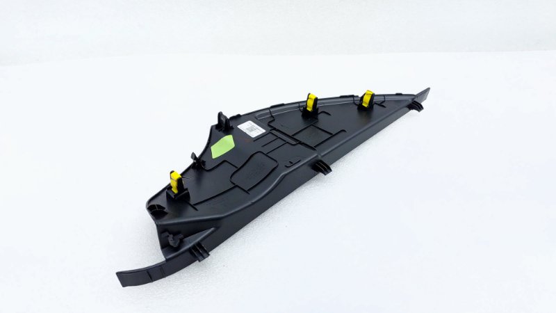 Накладка торпедо Chery Tiggo 4 Pro T19 SQRE4G15C 2024 прав. (б/у)