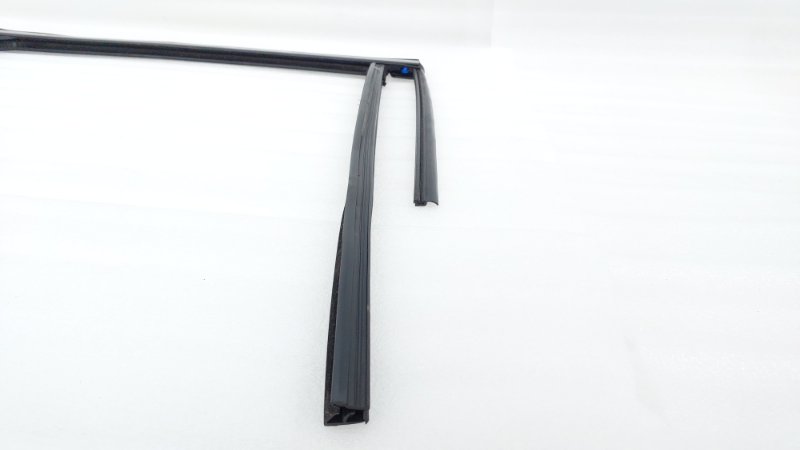 Уплотнитель стекла двери Ford Mondeo CD391 S7CB 2015 задн. прав. (б/у)