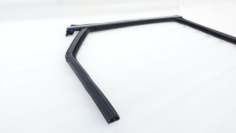 Уплотнитель стекла двери Ford Mondeo CD391 S7CB 2015 задн. прав. (б/у)