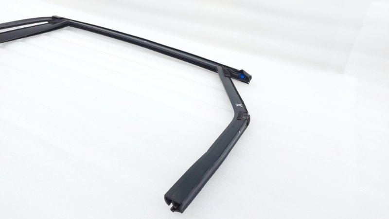 Уплотнитель стекла двери Ford Mondeo CD391 S7CB 2015 задн. прав. (б/у)