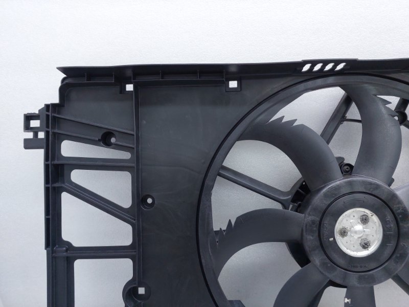 Вентилятор радиатора Toyota Camry 70 2ARFE 2018 (б/у)