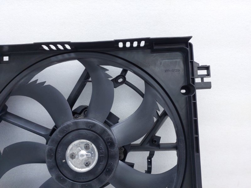 Вентилятор радиатора Toyota Camry 70 2ARFE 2018 (б/у)