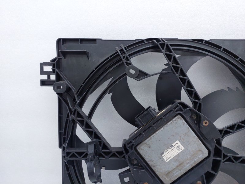 Вентилятор радиатора Toyota Camry 70 2ARFE 2018 (б/у)