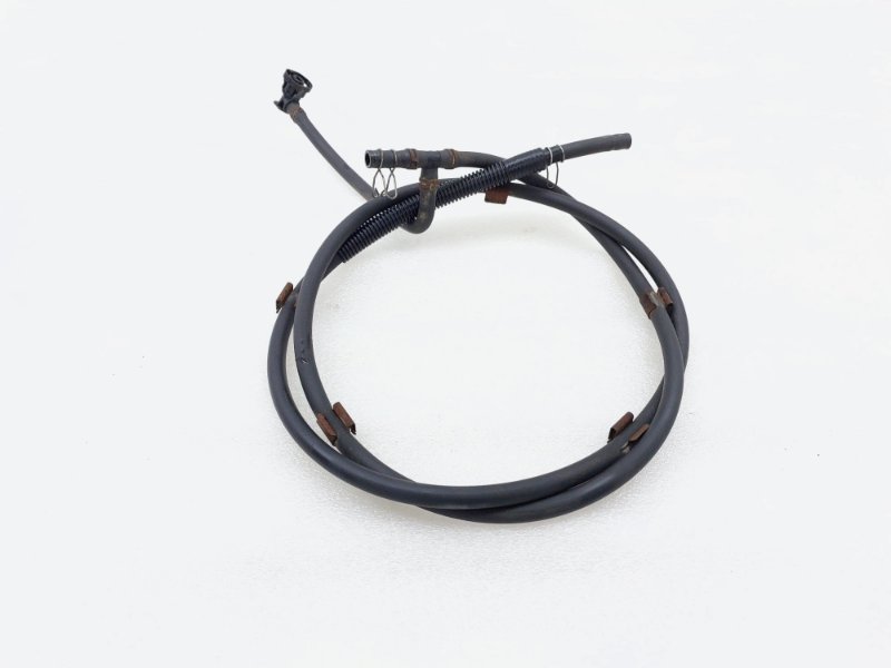 Шланг омывателя фар Toyota Camry 50 2GRFE 2012 (б/у) Шланг омывателя фар Toyota Camry 50 2GRFE 2012 (б/у)