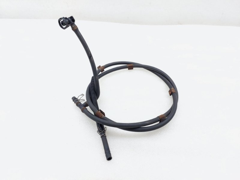 Шланг омывателя фар Toyota Camry 50 2GRFE 2012 (б/у) Шланг омывателя фар Toyota Camry 50 2GRFE 2012 (б/у)