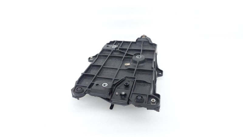 Площадка под аккумулятор Toyota Camry 70 2ARFE 2020 (б/у)