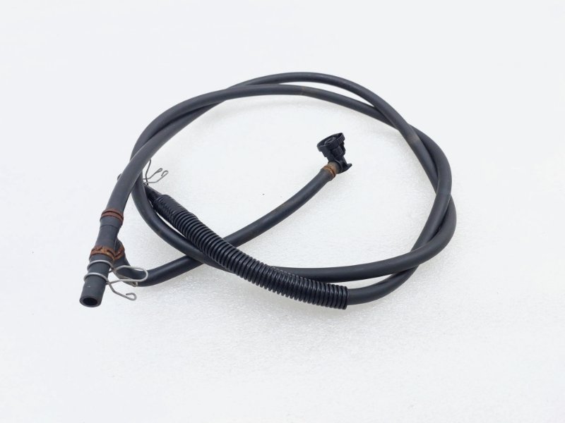 Шланг омывателя фар Toyota Camry ASV50 2ARFE 2013 (б/у) Шланг омывателя фар Toyota Camry ASV50 2ARFE 2013 (б/у)