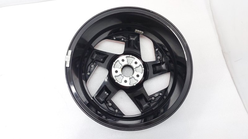 Диск литой Omoda C5 T19C 2022 (б/у) Диск литой Omoda C5 T19C 2022 (б/у)