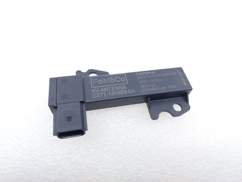 Антенна Ford Kuga 2 DW10C 2013 (б/у)