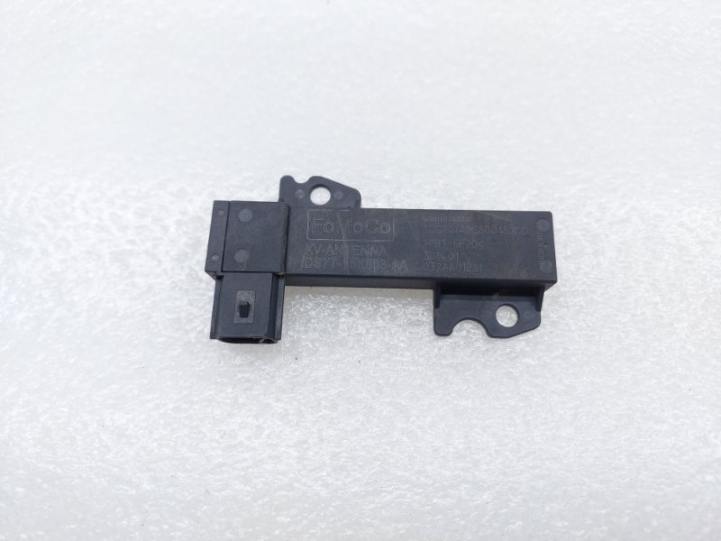 Антенна Ford Kuga 2 DW10C 2013 (б/у)