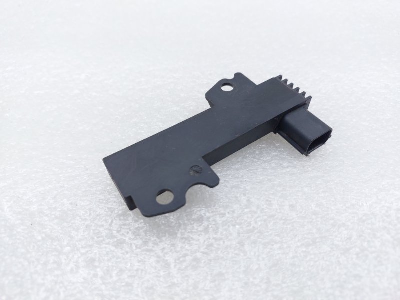 Антенна Ford Kuga 2 DW10C 2013 (б/у)