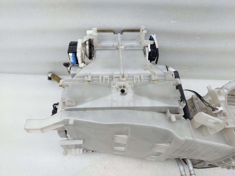 Корпус отопителя Toyota Land Cruiser J200 1VDFTV 2014 (б/у)