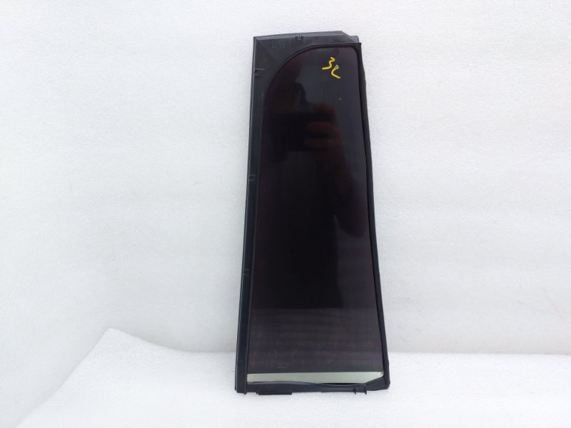 Форточка двери Toyota Land Cruiser J200 1VDFTV 2014 задн. лев. (б/у)