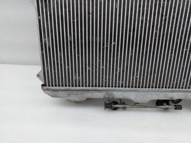 Интеркулер Toyota Land Cruiser J200 1VDFTV 2014 (б/у)